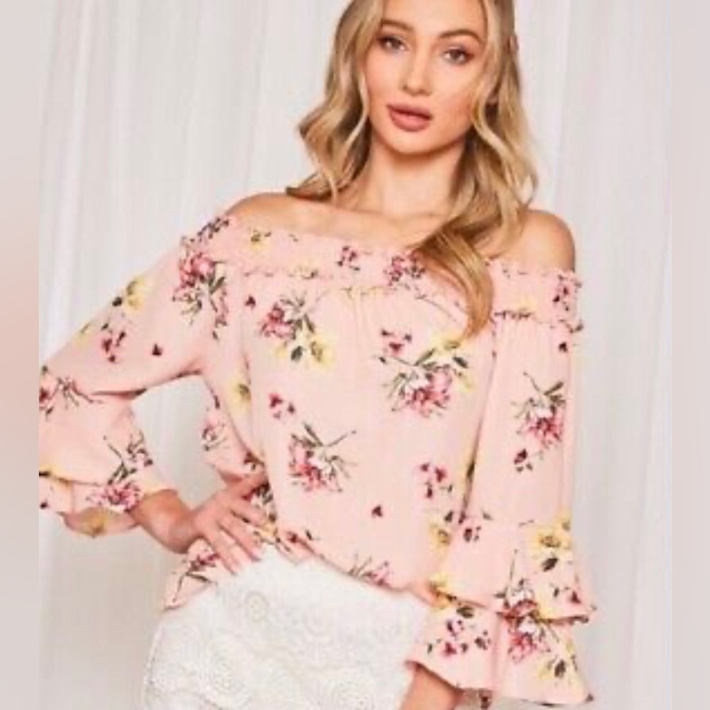 NWOT Vine & Love Floral Ruffled Bell Sleeve Off The Shoulder Top Blush Pink Sz S